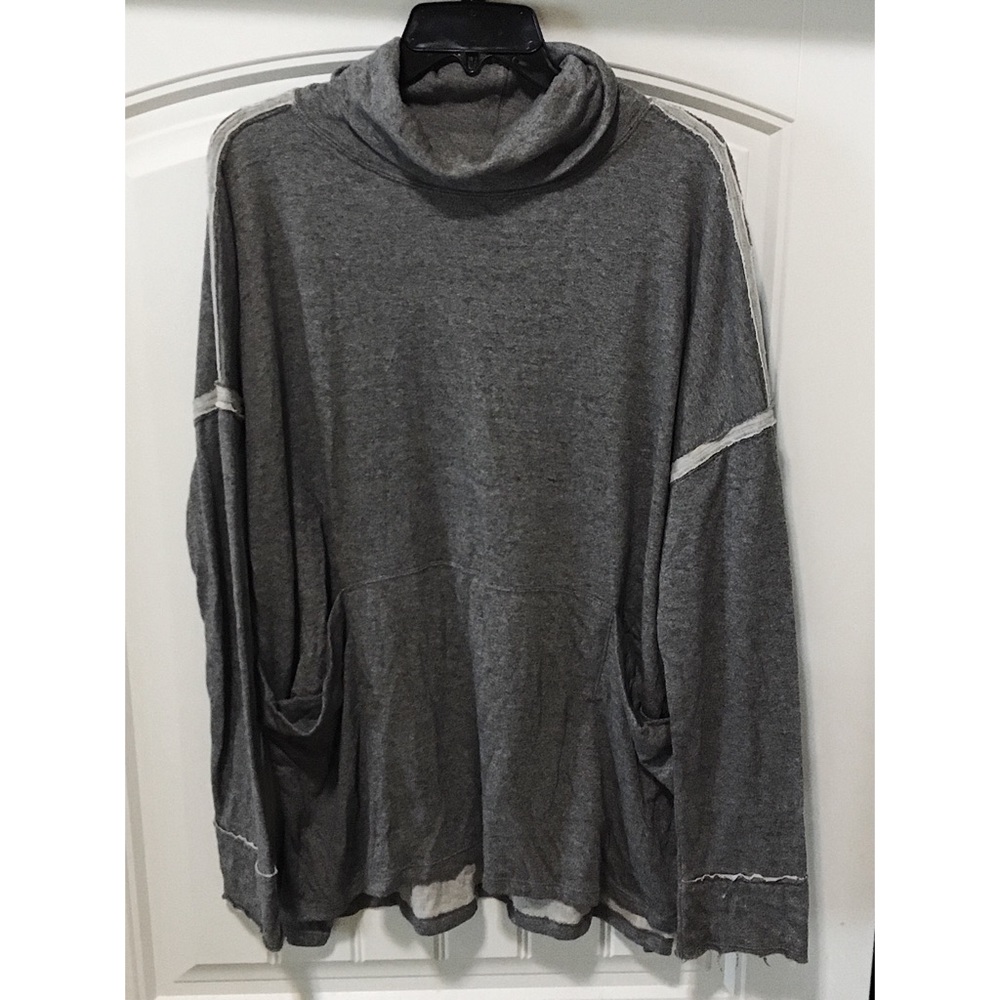 Slouchy, lightweight Free People turtleneck